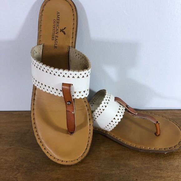 AMERICAN Eagle leather thong sandals size 8 - Picture 1 of 6